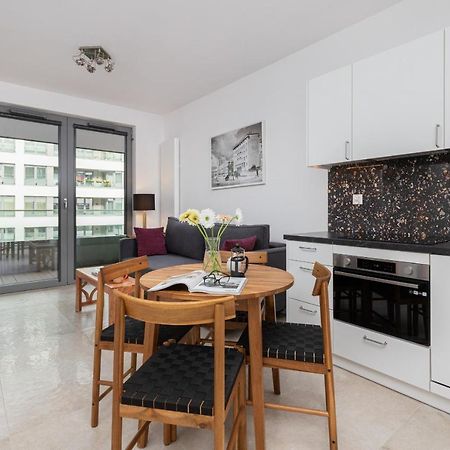 Plac Unii Apartment Gdynia City Centre By Noclegi Renters Esterno foto