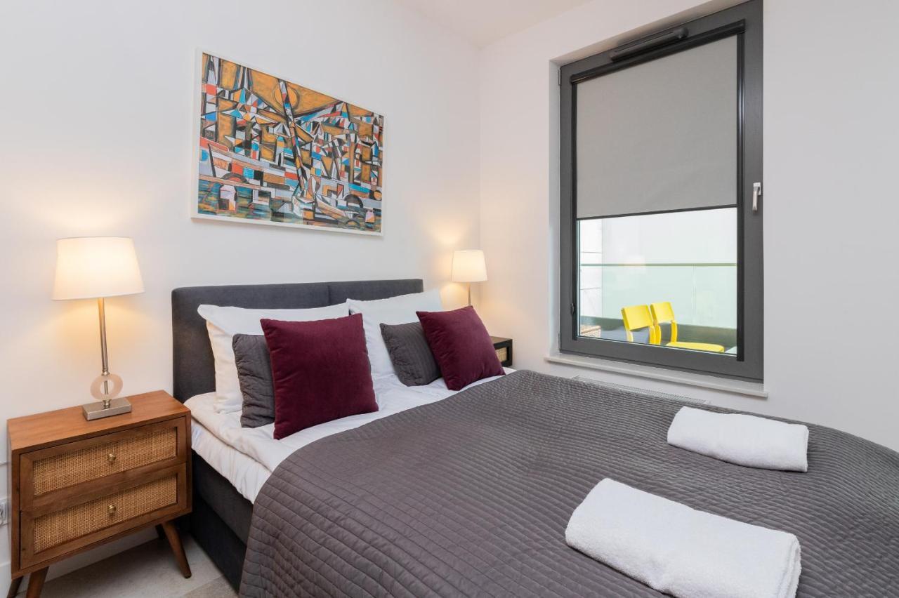 Plac Unii Apartment Gdynia City Centre By Noclegi Renters Esterno foto