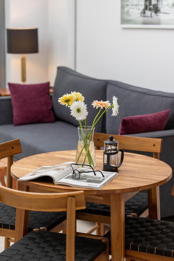 Plac Unii Apartment Gdynia City Centre By Noclegi Renters Esterno foto